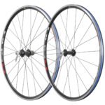 Paire de roues Shimano WH-R501-CL - 28" | Pneus à tringle - QR 100/130 - HG